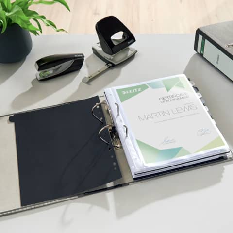 LEITZ 1080 Ordner Pappe A4 Wolkenmarmor, 80 mm, schwarz