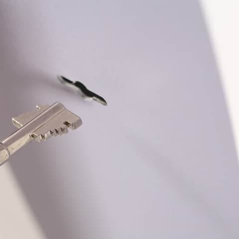 2561482